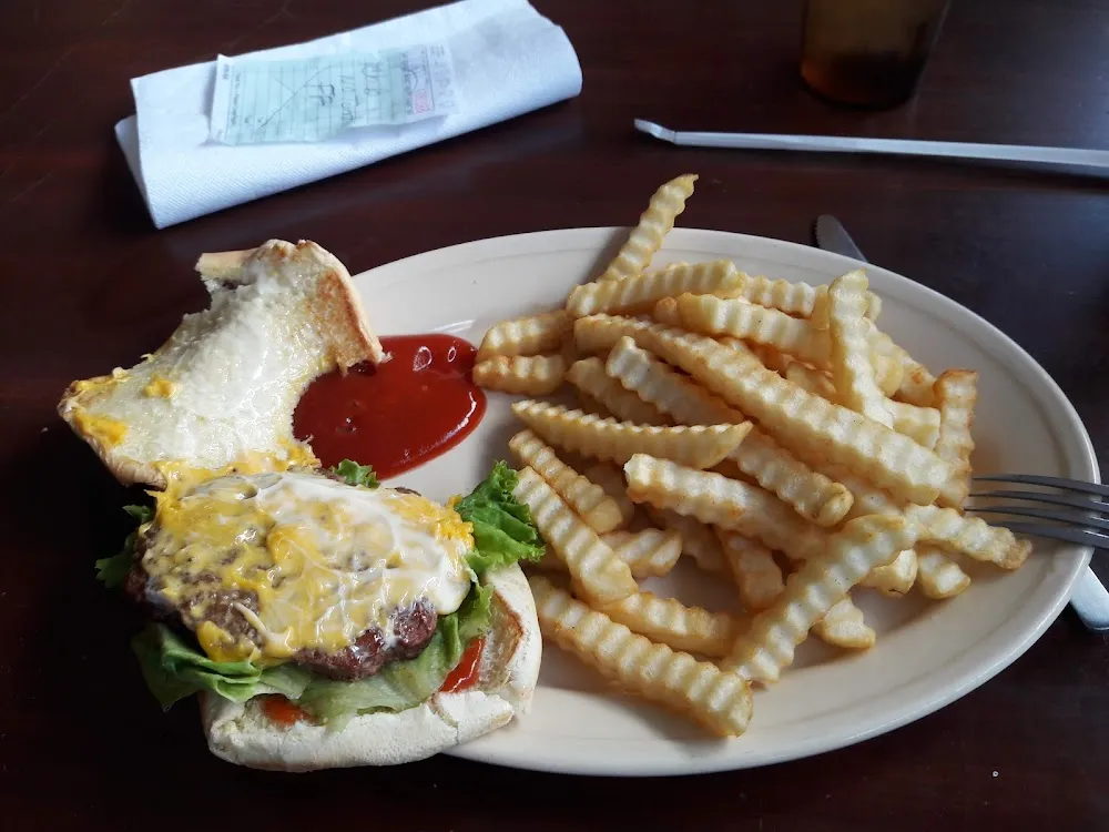 Cheeseburger and Fries